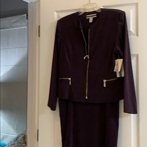 Amanda Smith 2pc suit-Plum faux suede stretch 10P